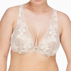 Thirdlove Uplift Plunge Bra, All Day Lace, in Sea Salt